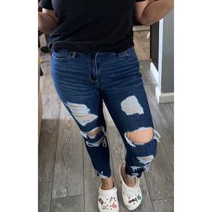 Hollister ripped skinny jeans. Size 9S.